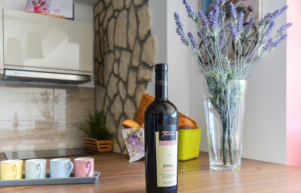 Appartamento Kaj-Lux Novi Novi Vinodolski Esterno foto